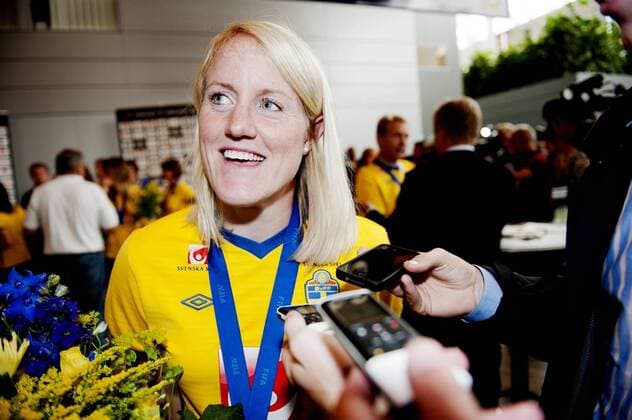 Empfang der schwedischen Nationalmannschaft in Göteborg: Marie Hammarström KP0300003 