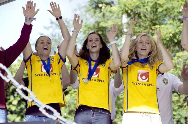Empfang Göteborg 20110718: Schwedisches Damen Nationalteam in Göteborg auf dem Götaplatsen Lotta Schelin KP0300003 