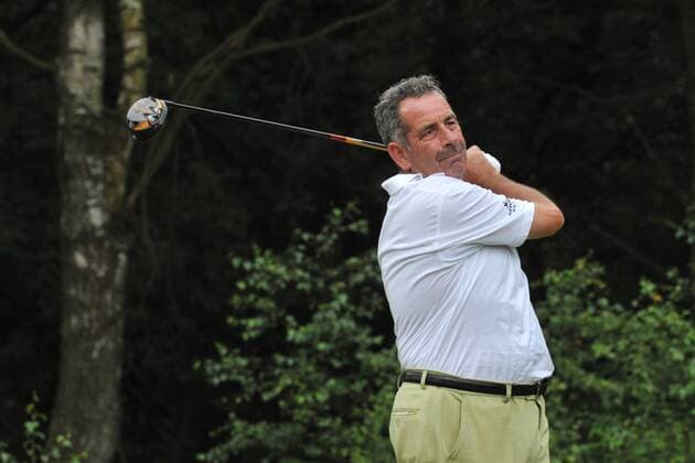 21.07.2011 Sam Torrance (SCO) in action in Round 1 at the Senior Open Championship from Walton Heath Golf Club. xKevinxBatchelorx  ActionPlus11195667 Content restricted for UK based newspaper