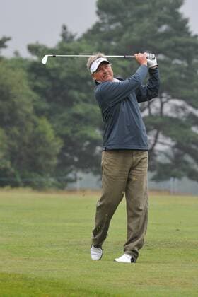 21.07.2011 John Cook (USA) in action in Round 1 at the Senior Open Championship from Walton Heath Golf Club. xKevinxBatchelorx  ActionPlus11195676 Content restricted for UK based newspaper