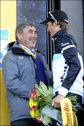 Andy SCHLECK (TEAM LEOPARD-TREK - LUX, R) - Eddy MERCKX (BEL) Tour de France 2011 - 18. Etappe: Pinerolo - Galibier - Serre-chevalier xPhotoNewsx 