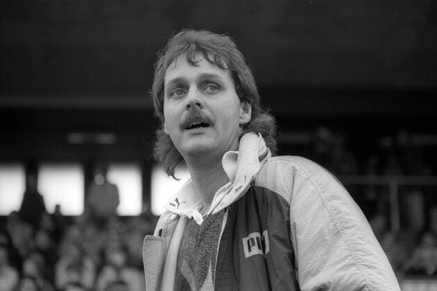 Fußball, Trainerhistorie, Alemannia Aachen Trainer Peter Neururer (Aachen) Porträt