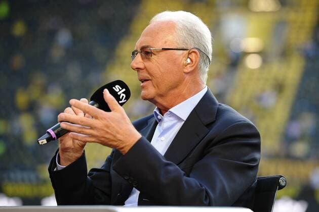 Fußball 1. Bundesliga 1. Spieltag Borussia Dortmund BVB - Hamburger SV am 05.08.2011 im Signal Iduna Park in Dortmund Franz Beckenbauer im Sky-Interview