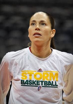 07 August 2011: Seattle s Sue Bird in pregame warmups in Atlanta Dream 70-53 victory over the Seattle Storm at Philips Arena in Atlanta, GA. WNBA Basketball Damen USA AUG 07 Storm at Dream Icon9451108071625 EDITORIAL USE ONLY