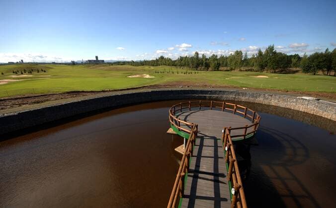 The longest golf course in Europe is being build in Karvina - Lipiny, Czech Republic on Aug. 9, 2011. The course will have 9 holes and will be 7km long. (CTKxPhoto DrahoslavxRamik)  CTKPhoto299201108090505401 o0 teich Gewässer Wasser Objekte Steg