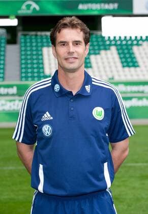 Trainer Ralf Kellermann (VFL Wolfsburg) - Fototermin 1. Damen Fußball Bundesliga Saison 2011-12 in der Volkswagen Arena Wolfsburg - Einzelbild,Portrait,Deutschland, 09.08.2011, Frauen, Frau, Damen, Fußball