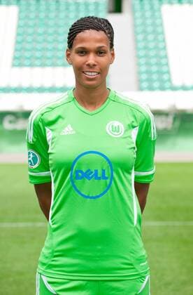 Navina Omilade (VFL Wolfsburg) - Fototermin 1. Damen Fußball Bundesliga Saison 2011-12 in der Volkswagen Arena Wolfsburg - Einzelbild,Portrait,Deutschland, 09.08.2011, Frauen, Frau, Damen, Fußball