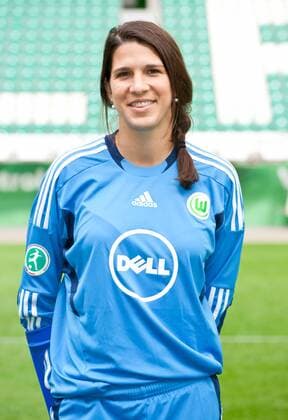 Jaime Souza (VFL Wolfsburg) - Fototermin 1. Damen Fußball Bundesliga Saison 2011-12 in der Volkswagen Arena Wolfsburg - Einzelbild,Portrait,Deutschland, 09.08.2011, Frauen, Frau, Damen, Fußball