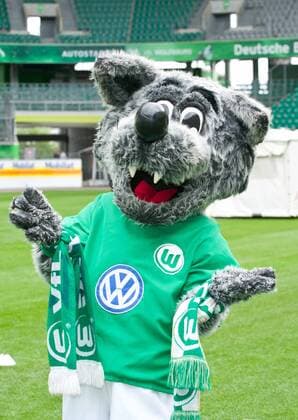 Maskottchen Wölfi (VFL Wolfsburg) - Fototermin 1. Damen Fußball Bundesliga Saison 2011-12 in der Volkswagen Arena Wolfsburg - Einzelbild,Deutschland, 09.08.2011, Fußball