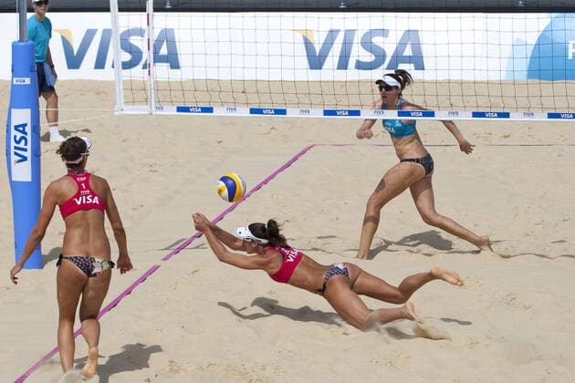 10.08.2011 Heather Bansley &amp; Elizabeth Maloney (CAN) vs Alejandra Simon &amp; Andrea Garcia Gonzalo (ESP) during the FIVB International Beach Volleyball tournament, part of the London prepares (LOCOG) 2012 Olympic test events held at Horse Guards Parade, Westminster, London. xMitchellxGunnx  ActionPlus11200067 Content restricted for UK based newspaper