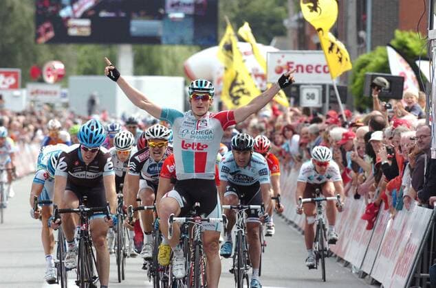 Eneco Tour 2011, 2. Etappe: Aalter - Ardooie; Omega Pharma-Lotto 2011, Garmin - Cervelo 2011, Saxo Bank - Sungard 2011, Veranda s Willems - Accent 2011, Team Sky 2011, Andre Greipel , Tyler Farrar, Baden Cooke , Jempy Drucker , Edvald Boasson