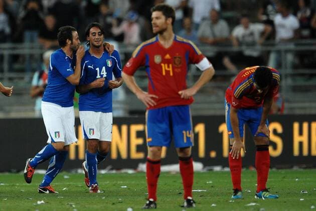 Alberto AQUILANI celebrates scoring , Italy - Spain, in Bari ---