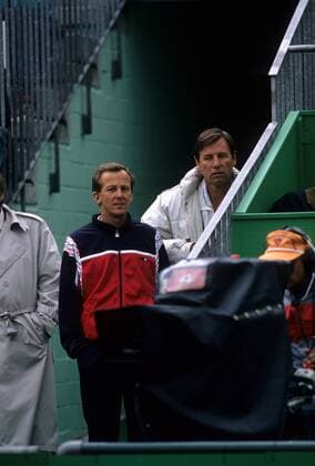 Niki Pilic (CRO, re.) und Bob Brett (USA) o0 Tennis 2000