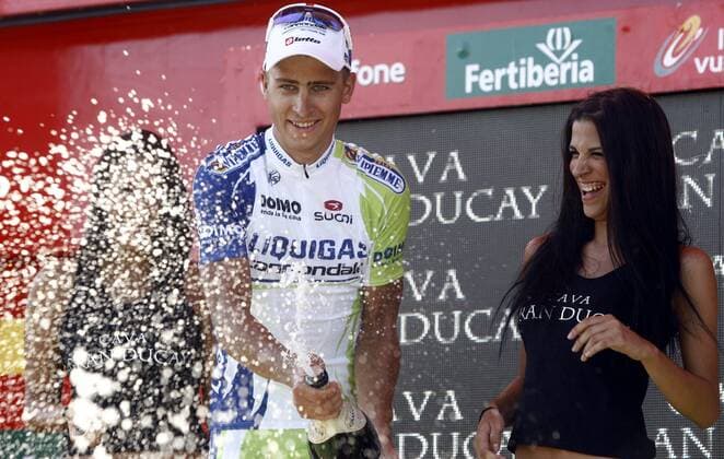 Vuelta de Espana 2011 - 6. Etappe: Ubeda - Cordoba --- Etappensieger Peter Sagan (SVK Liquigas) ---  o0 Siegerehrung Girl Hostess Sekt Sektdusche Champagner Champagnerdusche