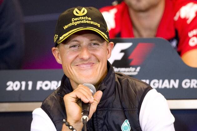 Michael SCHUMACHER (GER),Mercedes GP Petronas, lachend, lächelnd, lächeln, lächelnd, Mimik, Jubiläum, Jubiläum, Porträt, Porträt, Portrait, Zivil, zivile Kleidung, privat, Strassenbekleidung, private, Pressekonferenz am 25.08.2011 Formel 1, Grosser Preis von Belgien in Spa Francorchamps