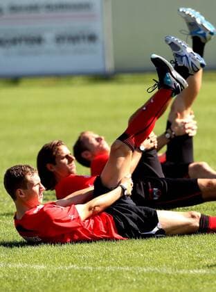 FUSSBALL- EURO 2012 Quali, Training BAD TATZMANNSDORF,AUSTRIA,29.AUG.11 FUSSBALL UEFA Europameisterschaft 2012, Qualifikation, ÖFB Training Nationalteam AUT. Bild zeigt Florian Klein, Martin Harnik und Marc Janko (AUT). 