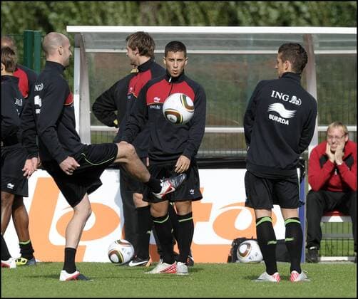 EDEN HAZARD - LAURENT CIMAN Football : Entrainement de la Belgique - 29.08.2011 - PhotoNews Panoramic 