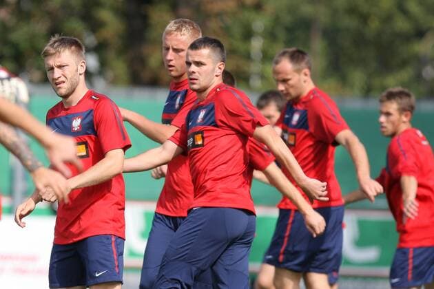 Warschau Training Nationalteam Polen JAKUB BLASZCZYKOWSKI (L) PAWEL BROZEK (2L)  20110830CSMT8007