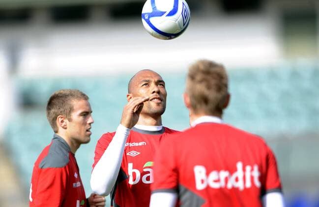 Training Nationalteam Norwegen in Baerum John Carew 