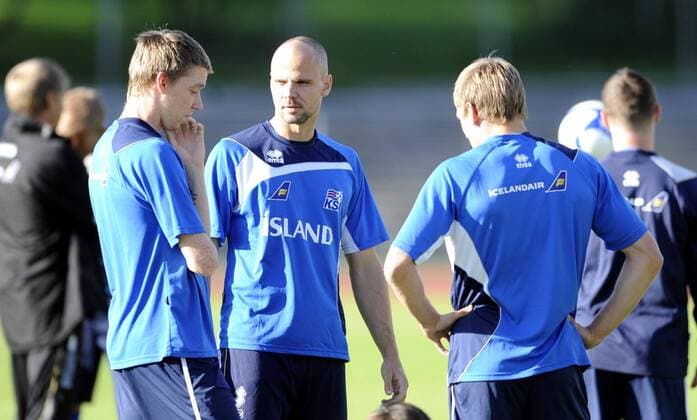 Training Nationalteam Island Nadderud Stadion 30.08.2011 L-R: Birkir Mar Saevarsson og Indridi Sigurdsson 