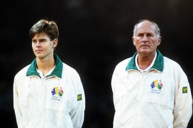 Todd Woodbridge (l.) mit Teamchef Neale Fraser (Australien) Trainer Aufnahmedatum geschätzt