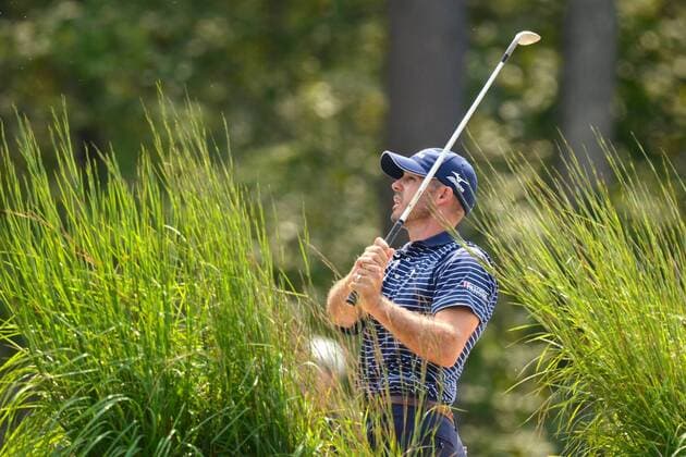 September 4, 2011: Jonathan Byrd from the rough on number 3 during third round action of the Deutsche Bank Championship at TPC Boston in Norton, MA. PGA Golf Herren SEP 04 Deutsche Bank Championship - Third Round Icon287110904173 EDITORIAL USE ONLY