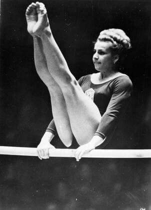 Japan, Tokyo Olympics, 1964: Vera Caslavska (Czechoslovakia); Olympic champion in the women s gymnastics. !AUFNAHMEDATUM GESCHÄTZT! UnitedArchives0721802