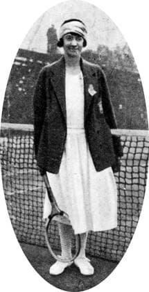 France, Paris Olympics, 1924: Kathleen McKane of Great Britain came third in the tennis competition. !AUFNAHMEDATUM GESCHÄTZT! UnitedArchives0722802