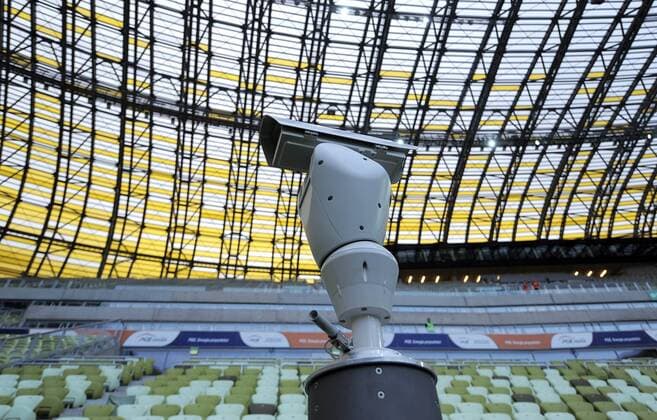05.09.2011, Gdansk - Überwachungskamera in der PGE-Arena - Austragungsort der UEFA EURO 2012 ---  o0 Symbol Überwachung Kontrolle Kamera Objekte Technik Kameratechnik Sicherheit Stadionsicherheit