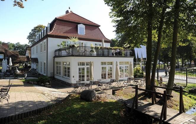 06.09.2011 - Unterkunft der Deutschen Nationalmannschaft während der Europameisterschaft 2012 - Hotel Dwor Oliwski in Danzig (Polen) 