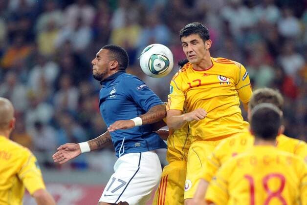 Yann M VILA (FRA) - Srgian LUCHIN (ROU) - Euro Quali - Arena Nationala - Bucarest Football: Romania vs France - 06 09 2011 xAnthonyxBIBARDxFEPx  o0 MVILA