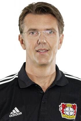 Fussball, Bundesliga, Herren, Fototermin zur Bundesliga-Saison 2011 2012: Bayer Leverkusen; Vereinsarzt Dr. Karl-Heinrich Dittmar (Leverkusen)