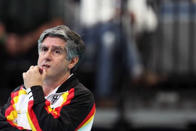 Prag, 12.09.2011 - CEV EM 2011 - Deutschland vs Bulgarien --- RAUL LOZANO - Trainer --  20110912CSLG0015