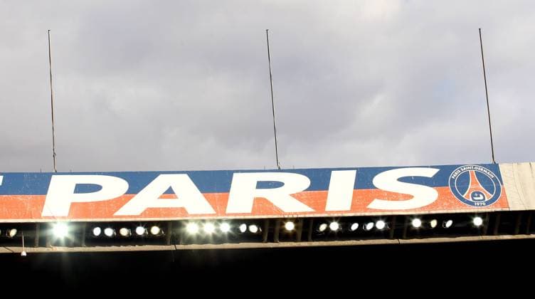 FUSSBALL - EL, PSG, Vorberichte, Training PARIS,FRANKREICH,14.SEP.11 - FUSSBALL - UEFA Europa League, Gruppenphase, Paris Saint-Germain, Vorberichte, Abschlusstraining. Bild zeigt das Prinzenpark Stadion. Keyword: Parc des Princes.  o0 Sportstätte Detail Schriftzug