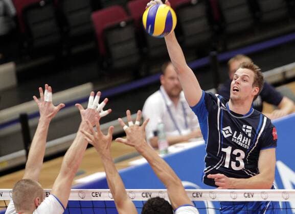 VOLLEYBALL - Euro Volley 2011, ITA vs FIN WIEN,AUSTRIA,15.SEP.11 - DIVERS, VOLLEYBALL - CEV EuroVolley, Europameisterschaft 2011, Länderspiel, Italien vs Finnland. Bild zeigt Mikko Oivanen (FIN). 