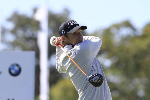 15 September 2011: PGA Golf Herren Pro, Nick Watney tees off on the 11th hole during the first round of the 2011 BMW Championship at Cog Hill Golf Club in Lemont, Illinois. PGA Golf Herren Golf: Sep 15 BMW First Round Icon518110915031 EDITORIAL USE ONLY