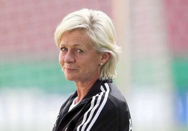 Silvia Neid (GER) EM Qualifikation Deutschland vs. Schweiz (Frauen)