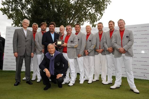 Golf : Vivendi Seve Trophy - Saint Nom La Breteche - 18.09.2011 Jean-Bernard Levy (president du directoire de Vivendi) Darren Clarke Robert Rock Jose Maria Olazabal Ross Fisher Paul McGinley Lee Westwood Simon Dyson Mark Foster Ian Poulter Jamie Donaldson Lionel Provost (directeur du tournoi) Golf : Vivendi Seve Trophy - Saint Nom La Breteche - 18.09.2011 N.LeGouic FEP Panoramic 
