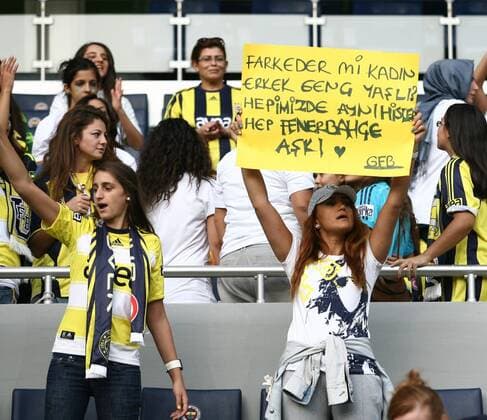 Fenerbahce was senteced to play without fans but Turkish football federation decided take only women and children fans to the match between Fenerbahce & Manisaspor. Tickets were given to fans for free and they are all finished in 1 hour. Fenerbahce football team were supported by only women fans. They were more than 45000. 20.09.2011 Fenerbahce’s female fans rushed to grab free tickets for Tuesday night’s Spor Toto Super League game against Manisaspor following a decision last week that only women and children would be allowed entrance due to crowd trouble earlier this summer. The rush came after the Turkish Football Federation, or TFF, announced last week that it would no longer force teams to play behind closed doors in punishment for crowd trouble but would instead open the stadium doors to women and children under 12 for the fixtures in order to avoid silent games and bring the 