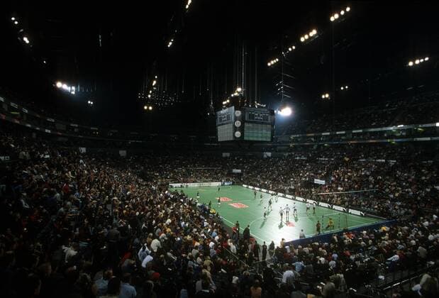 Köln Arena, Heimspielstätte des VfL Gummersbach Totale Sportstätte Halle KölnArena