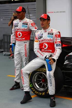 22.09.2011- Lewis Hamilton (GBR), McLaren Mercedes, MP4-26 and Jenson Button (GBR), McLaren Mercedes, MP4-26 Singapore Grand Prix, Singapore 2011 