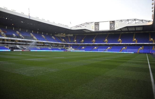 29.09.2011. London - White Hart Lane Stadium, home of Tottenham Hotspur before a UEFA Europa League - xStevexButlerx  ActionPlus11211650 o00 England