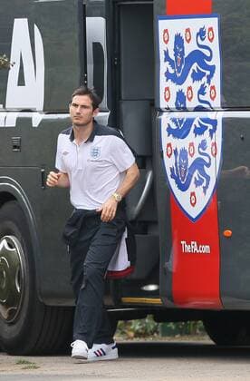 Englands Frank Lampard during training Training Training - England 4th October, 2011 EDITORIAL USE ONLY. No use with unauthorised audio, video, data, fixture lists, club league logos or live services. Online in-match use limited to 120 images, no video emulation. No use in betting, games or single club league player publications.
