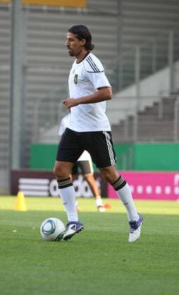 DFB Training Länderspiel Nationalmannschaft Deutschland, 04.10.2011, Mainz Bruchwegstadion, v.l. Sami Khedira -