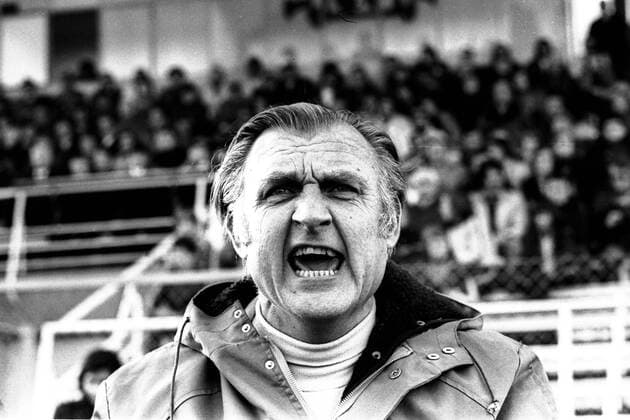 Trainer Heinz Elzner (FC Augsburg) enttäuscht Aufnahmedatum geschätzt