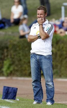 Fussball, UEFA Women s Champions League, Sechzehntelfinale, Rückspiel, 1. FFC Frankfurt (GER) vs. Stabaek FK Fotball (NOR), Trainer Sven Kahlert (1. FFC Frankfurt)