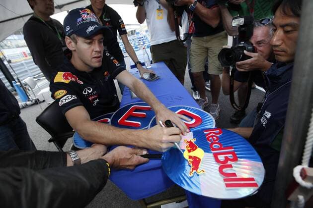 Motorsports: FIA Formula One World Championship 2011, Grand Prix of Japan, 01 Sebastian Vettel (GER, Red Bull Racing), xHOCHxZWEIx