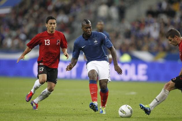 Djibril Cisse (France) contre Sabien Lilaj (Albanie) - EM Quali - Paris - Frankreich - Albanien - - GwendolineLeGoff - 