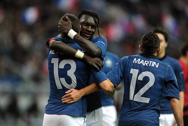 Anthony REVEILLERE (FRA) - Bafetimbi GOMIS - Stade de France - - EM Quali - Frankreich - Albanien - - AnthonyBIBARD - 