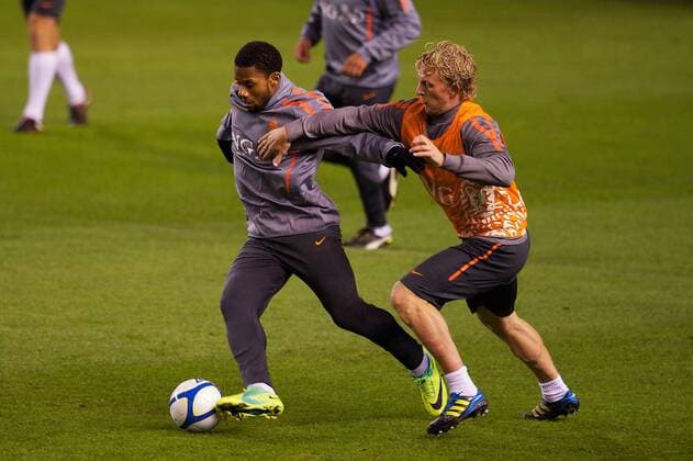 (L-R) Jeremain Lens of Holland,Dirk Kuyt of Holland xVIxxIVx 401971